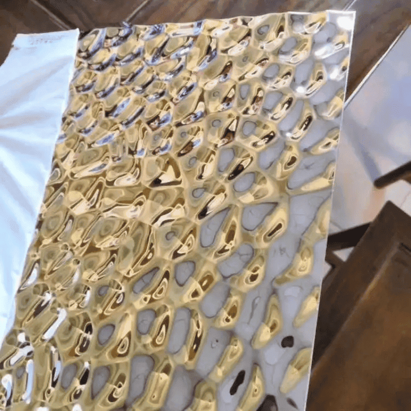 Листы из нержавеющей стали с 3D-эффектом «рябь на воде» (Water Ripple)