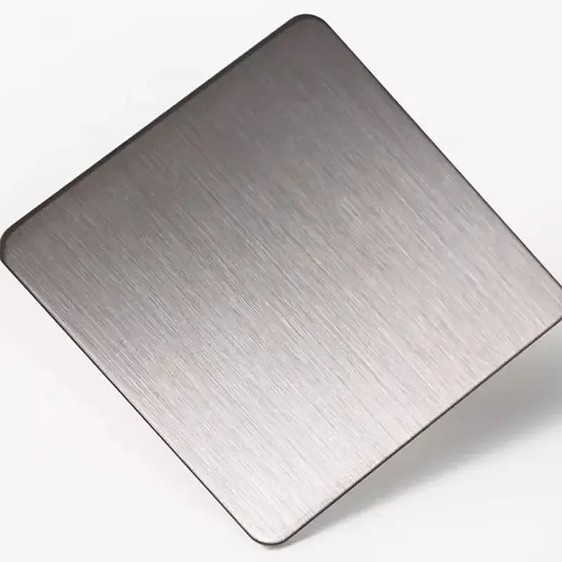 Листы из нержавеющей стали со шлифованной поверхностью (No.4 / Hairline)