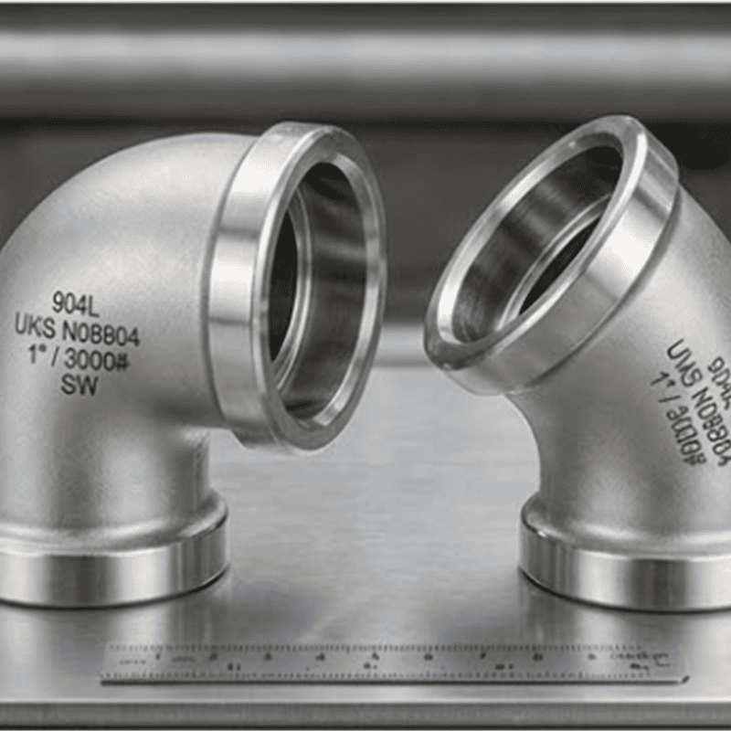 Отвод под приварку враструб из суперостенитной нержавеющей стали 904L (UNS N08904)